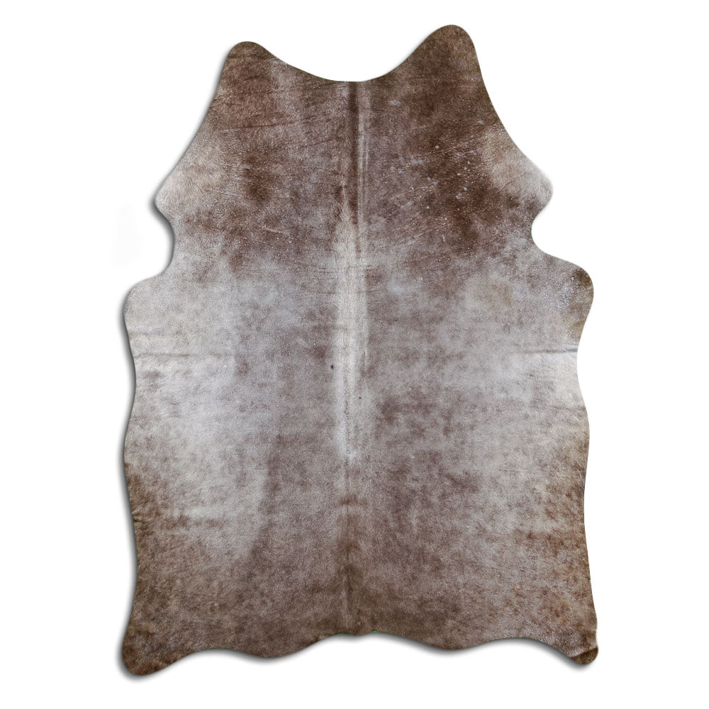 Champagne cowhide rug of about 190 × 140 cm, seen from above: the exact hide you receive