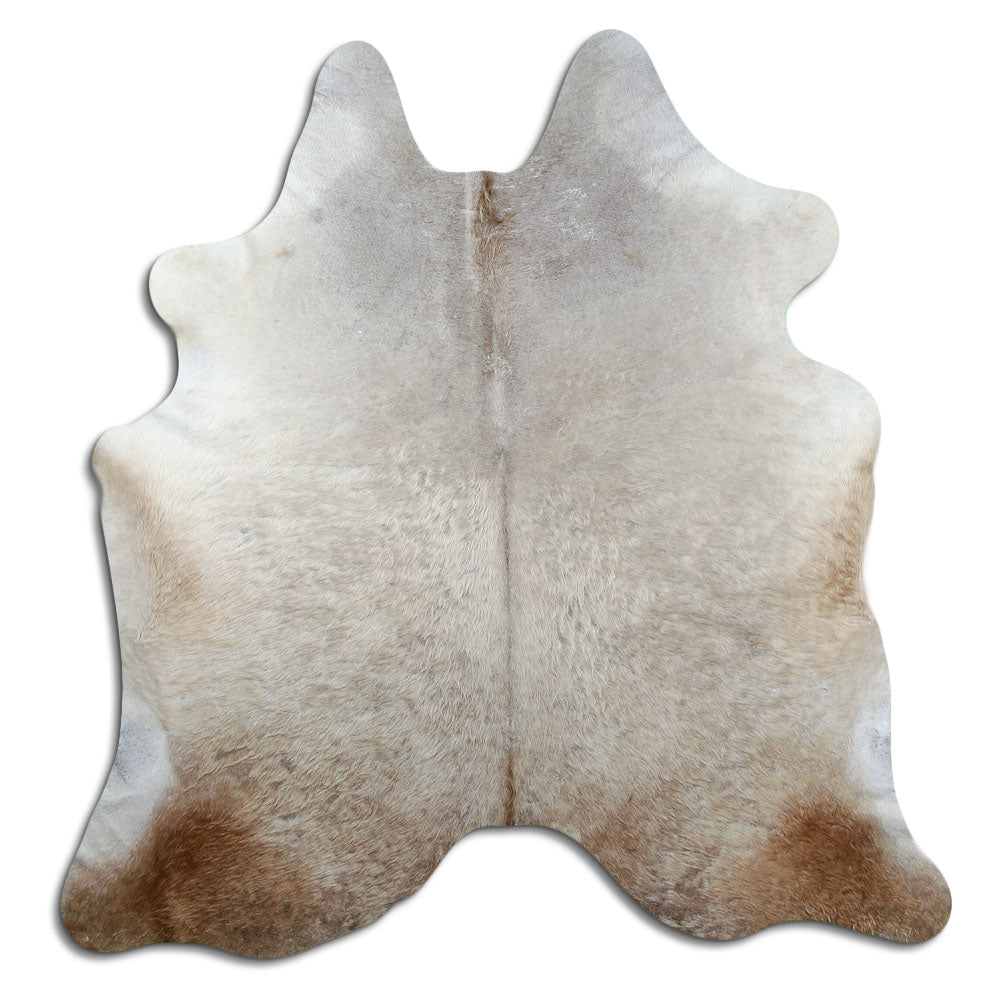 Champagne cowhide rug of about 210 × 200 cm, seen from above: the exact hide you receive