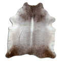 Champagne cowhide rug of about 230 × 210 cm, seen from above: the exact hide you receive