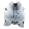 Salt and pepper cowhide rug of about 180 × 140 cm, seen from above: the exact hide you receive