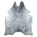 Salt and pepper cowhide rug of about 190 × 160 cm, seen from above: the exact hide you receive