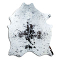 Salt and pepper cowhide rug of about 190 × 160 cm, seen from above: the exact hide you receive