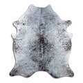 Salt and pepper cowhide rug of about 200 × 170 cm, seen from above: the exact hide you receive