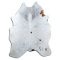 Salt and pepper cowhide rug of about 210 × 160 cm, seen from above: the exact hide you receive