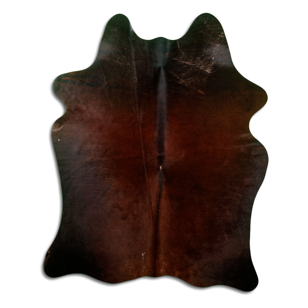 Brown cowhide rug of about 170 × 130 cm, seen from above: the exact hide you receive