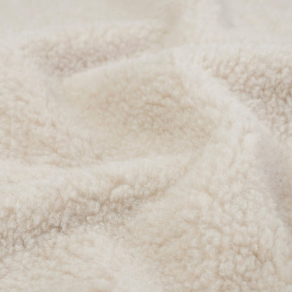 Close-up of the soft Nut merino wool