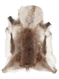 Reindeer hide of about 120 × 100 cm, seen from above: the exact hide you receive