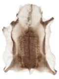 Reindeer hide of about 130 × 100 cm, seen from above: the exact hide you receive