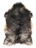 Grey Icelandic sheepskin rug of about 120 × 75 cm, seen from above: the exact sheepskin you receive