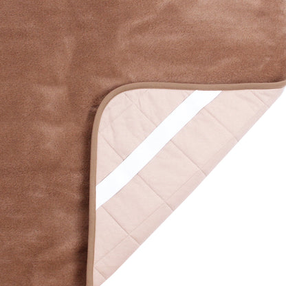 Corner of the underblanket with its corner strap
