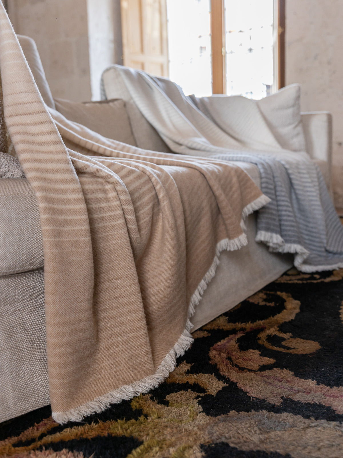 Royal Alpaca Throw “Dune”