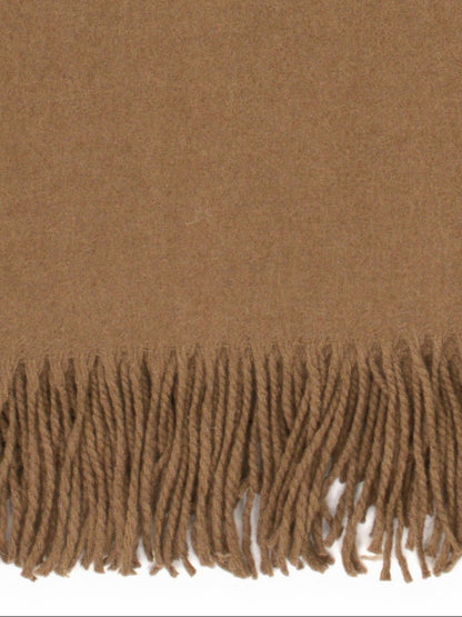 The tone-on-tone fringes of “Fjord”