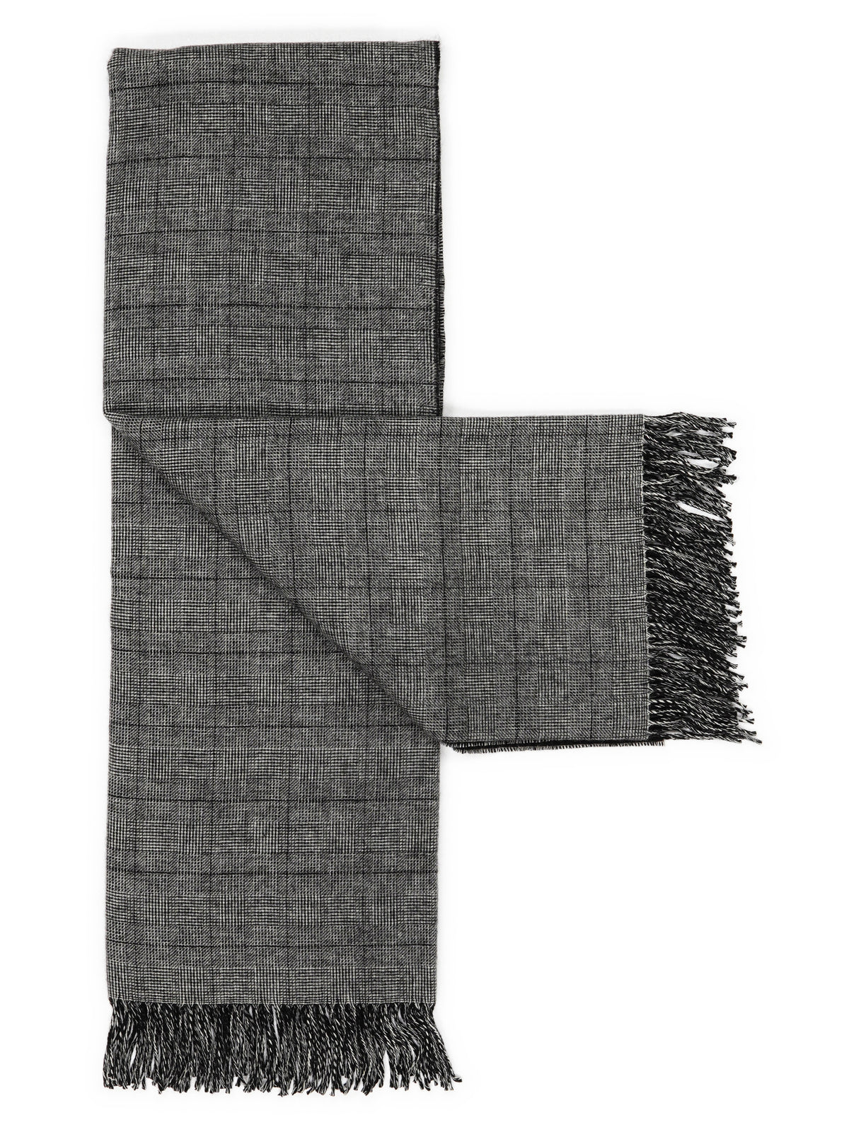 Throw “Glen” in Grey, unfolded