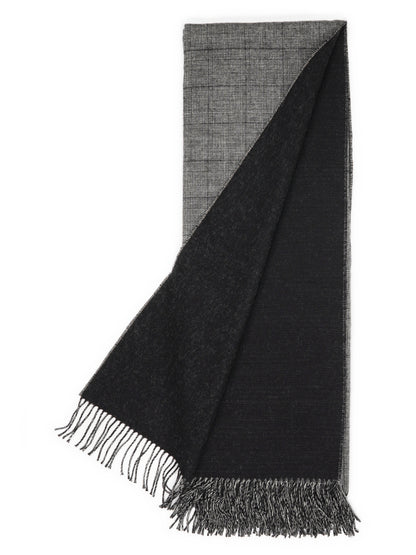 Throw “Glen” in Grey: the plain reverse side