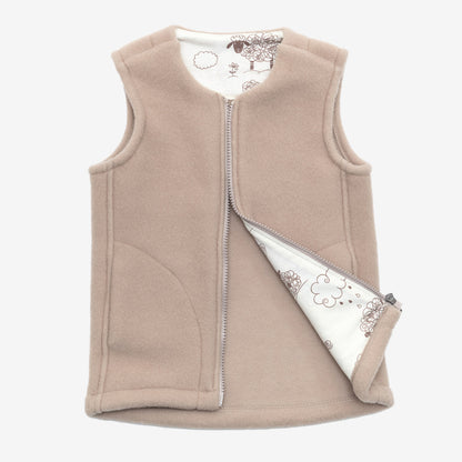 Lama merino vest open to show its printed lining
