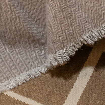 Alpaca & Merino Throw “Mountain Haze” – detail
